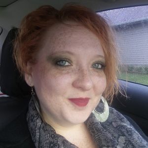 Meet your Posher, Annie